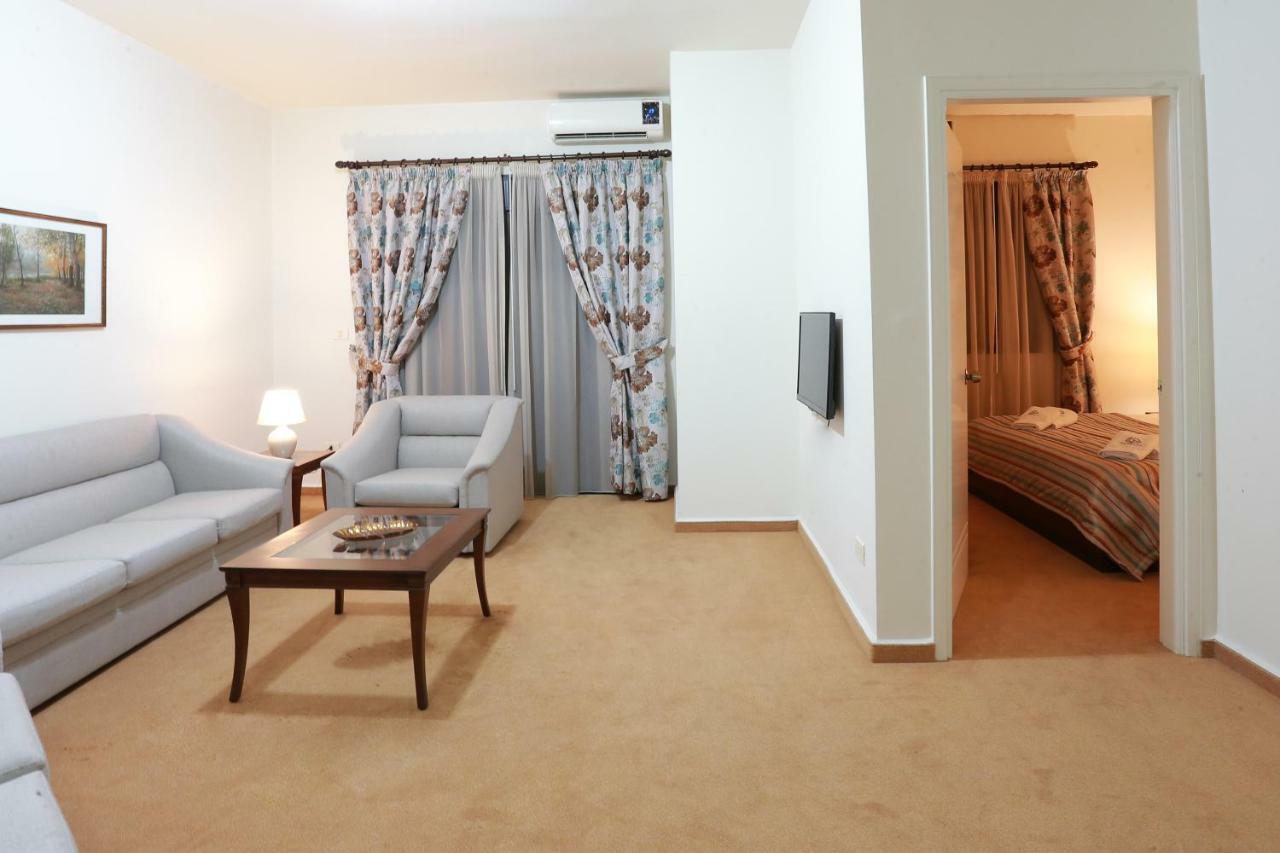 Nine Seven Hotel Adma wa Dafneh エクステリア 写真